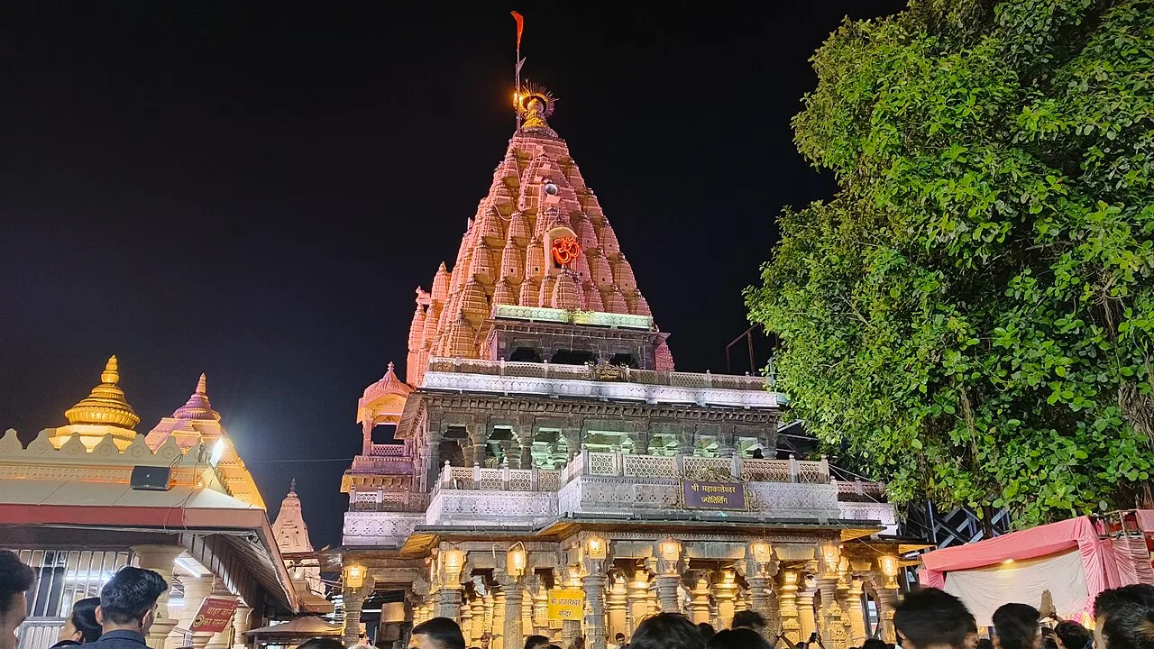 Ujjain Tour Packages: Mahakal Darshan, Family Pilgrimage & 84 Mahadev Yatra